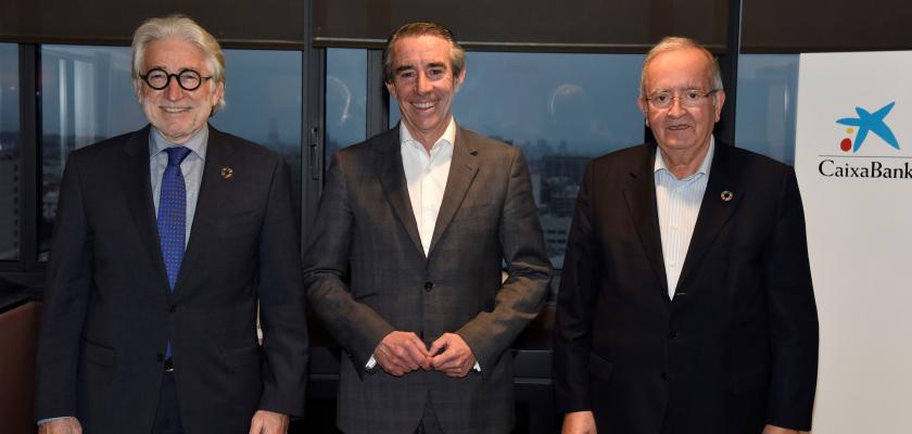 CaixaBank, Foment del Treball i Fundació PIMEC mobilitzaran a les empreses catalanes per sumar esforços en l’acollida de persones refugiades ucraïneses